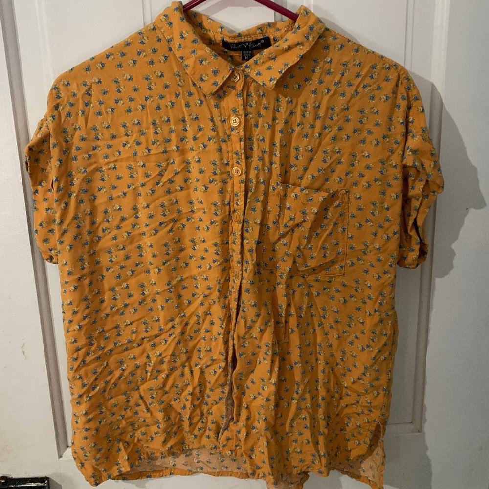 Yellow/orange Floral Button-up